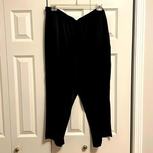 Gorgeous Eileen Fisher black silk pants